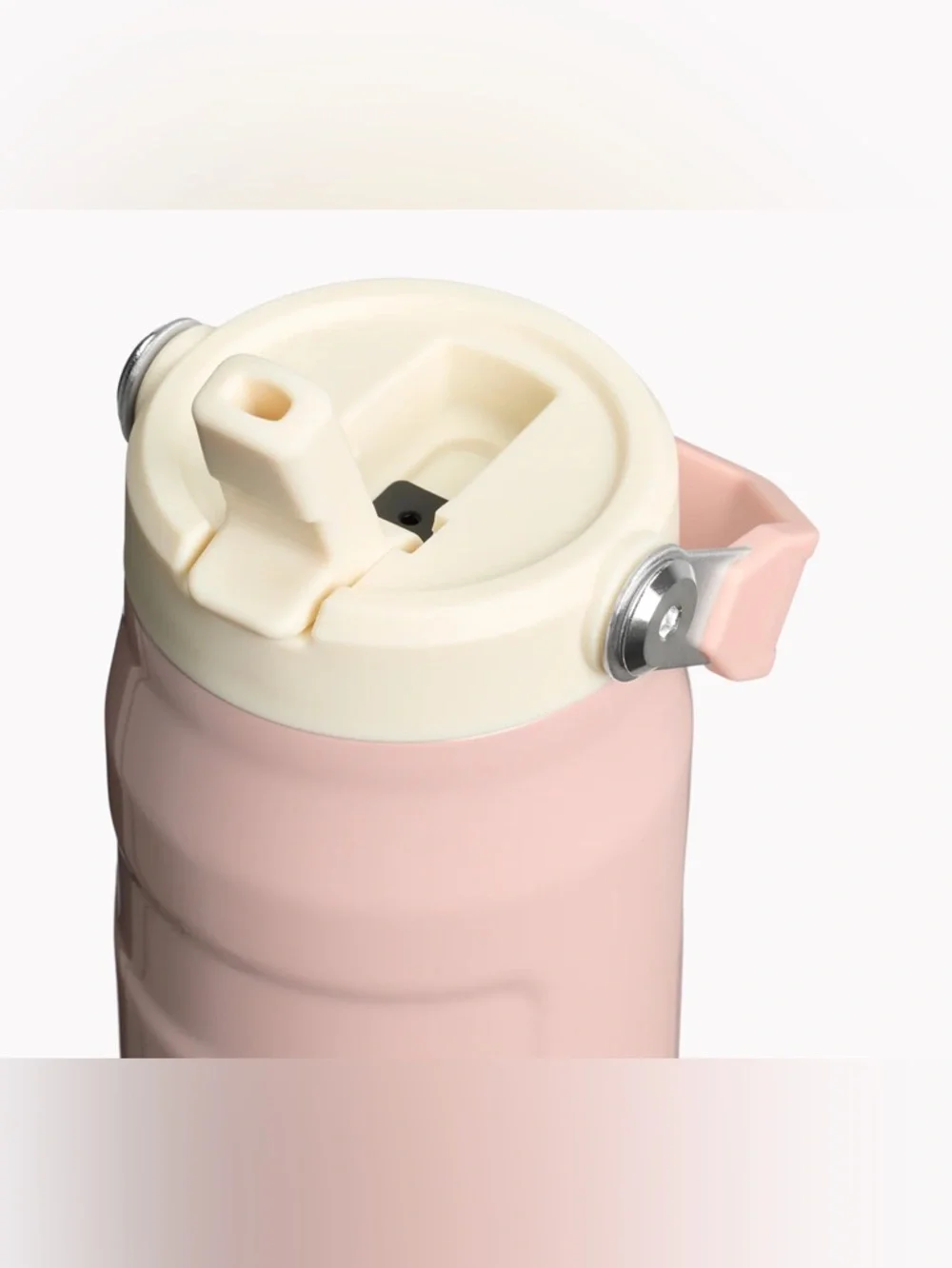 Stanley The IceFlow™ Bottle with Flip Straw Lid 24 Oz. - Picture 3 of 3